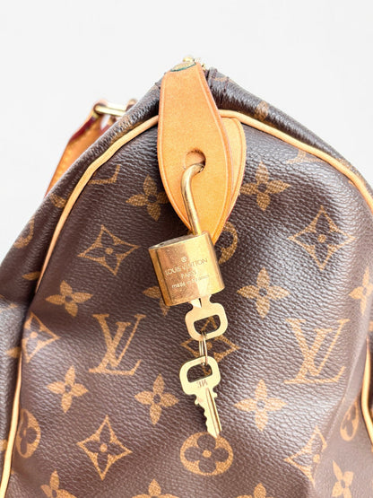 Louis Vuitton Monogram Speedy 35 Excellent Condition