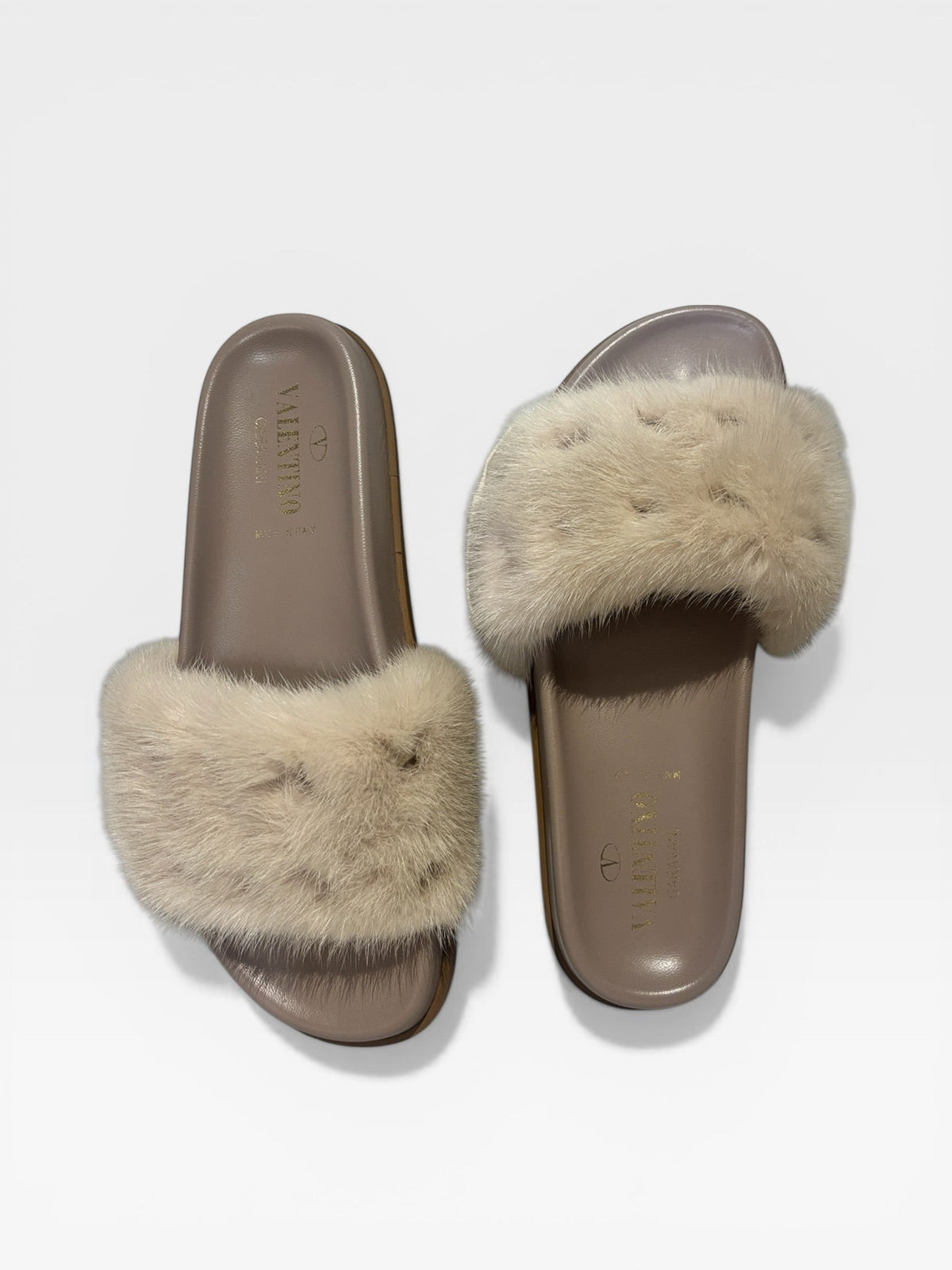 Valentino Garavani Vapeur Mink Fur Slide Sandals – 38