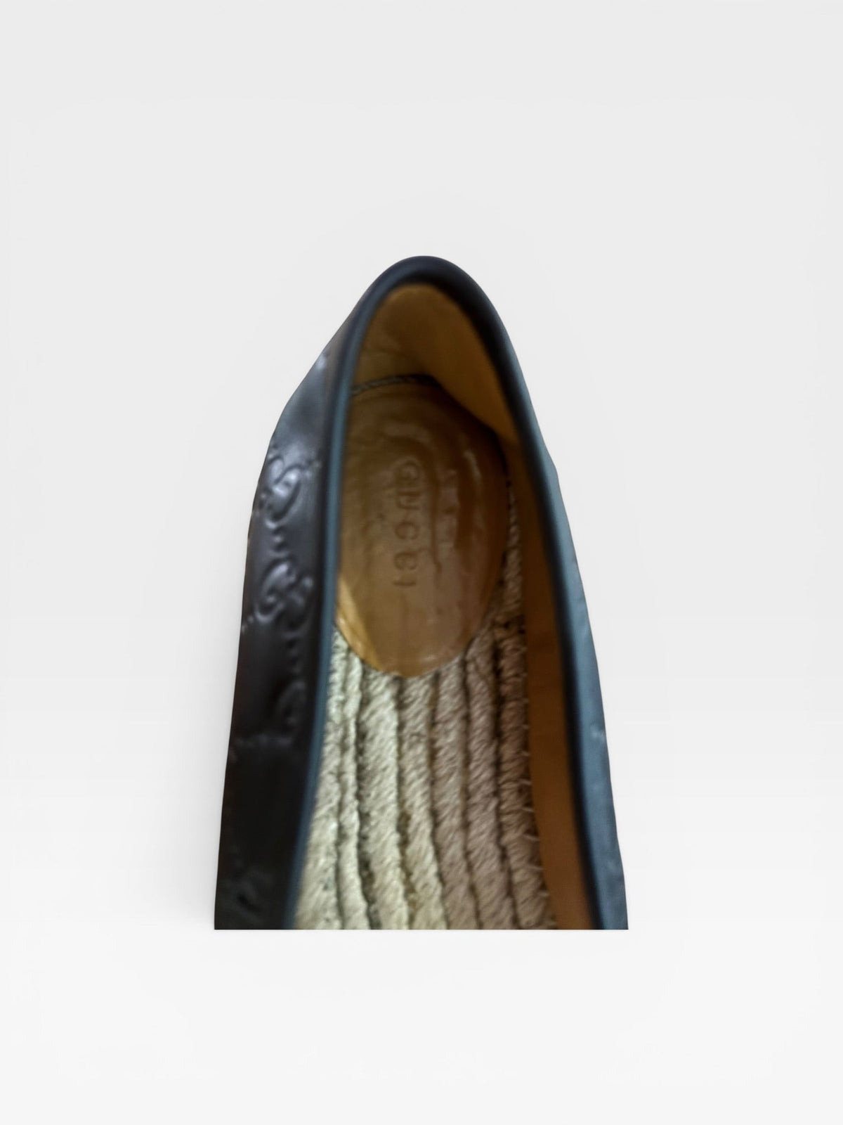Gucci Black Leather Espadrilles With Embossed Logo – Classic Jute Sole Flats- Size 39