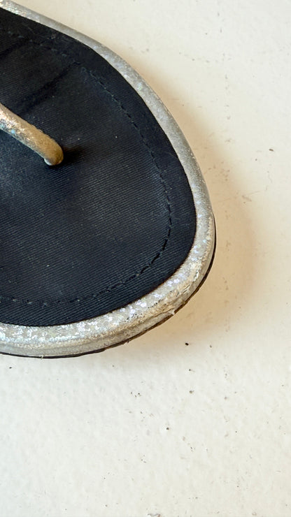 Chanel CC Chain Glitter Leather Thong Sandals – Silver & Black- Size 37C