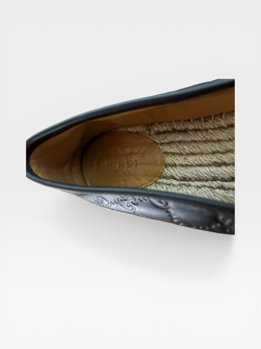 Gucci Black Leather Espadrilles With Embossed Logo – Classic Jute Sole Flats- Size 39