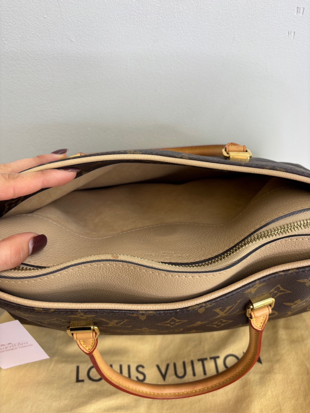 Louis Vuitton Pallas Momogram Dune full set