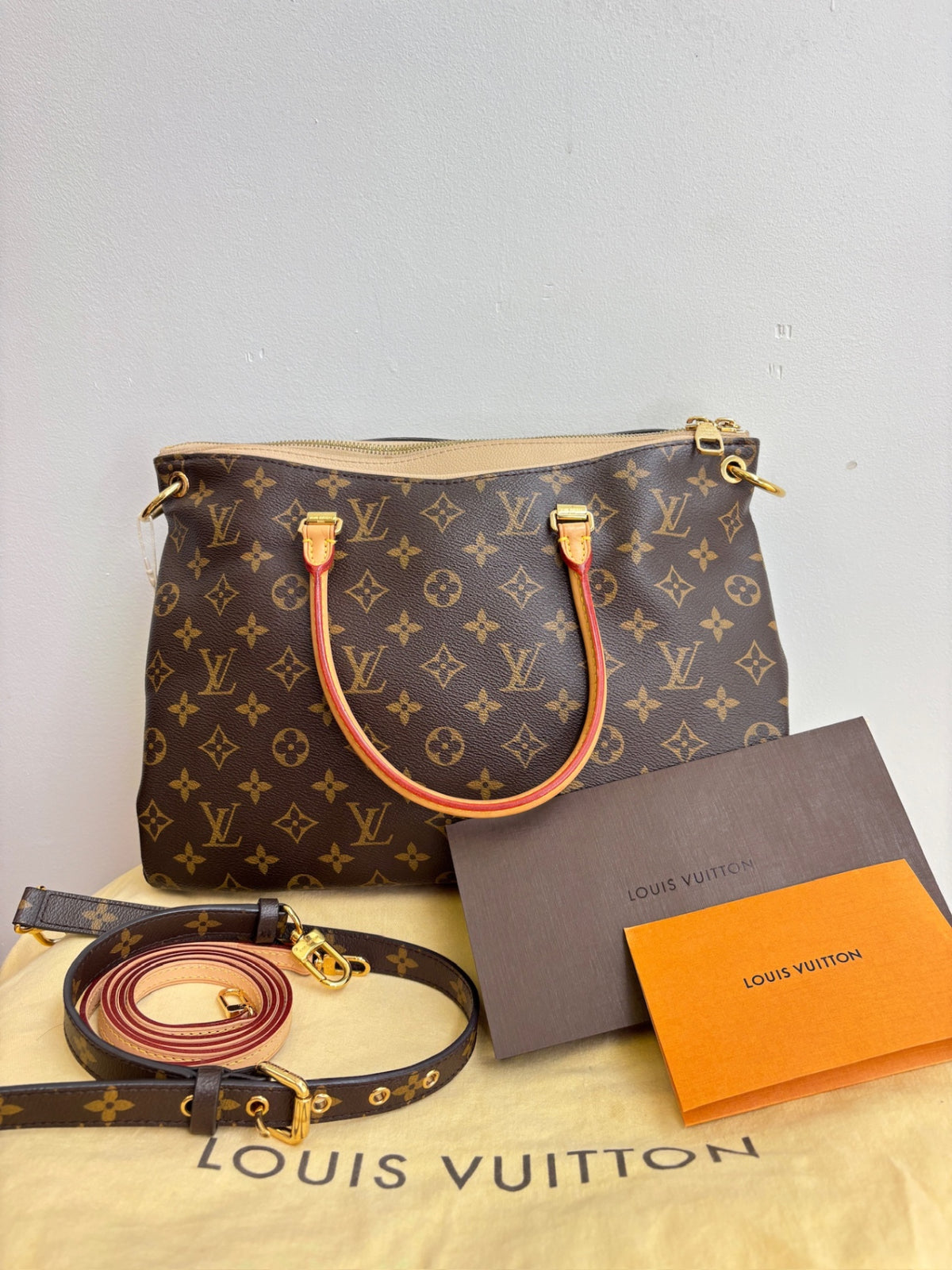 Louis Vuitton Pallas Momogram Dune full set