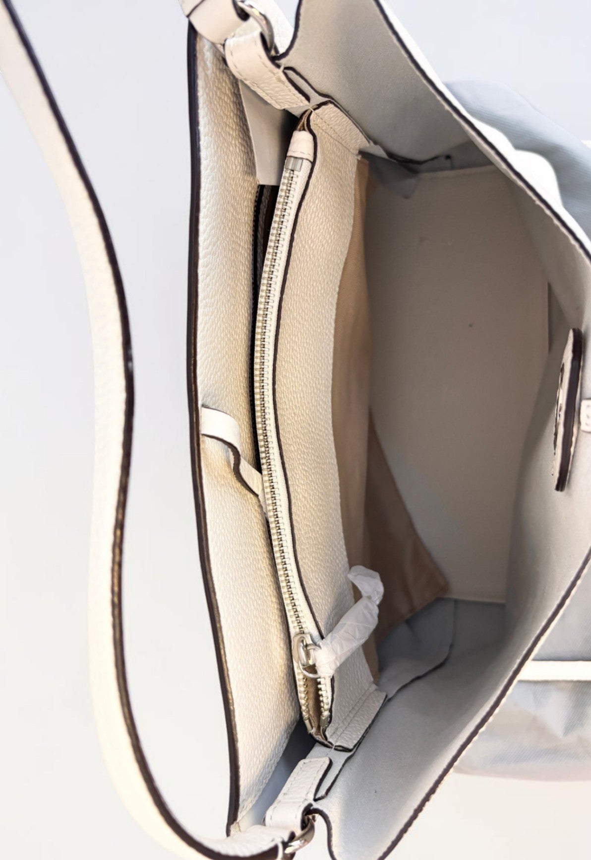 Oroton White Pebbled Leather Bucket Bag — Silver Hardware