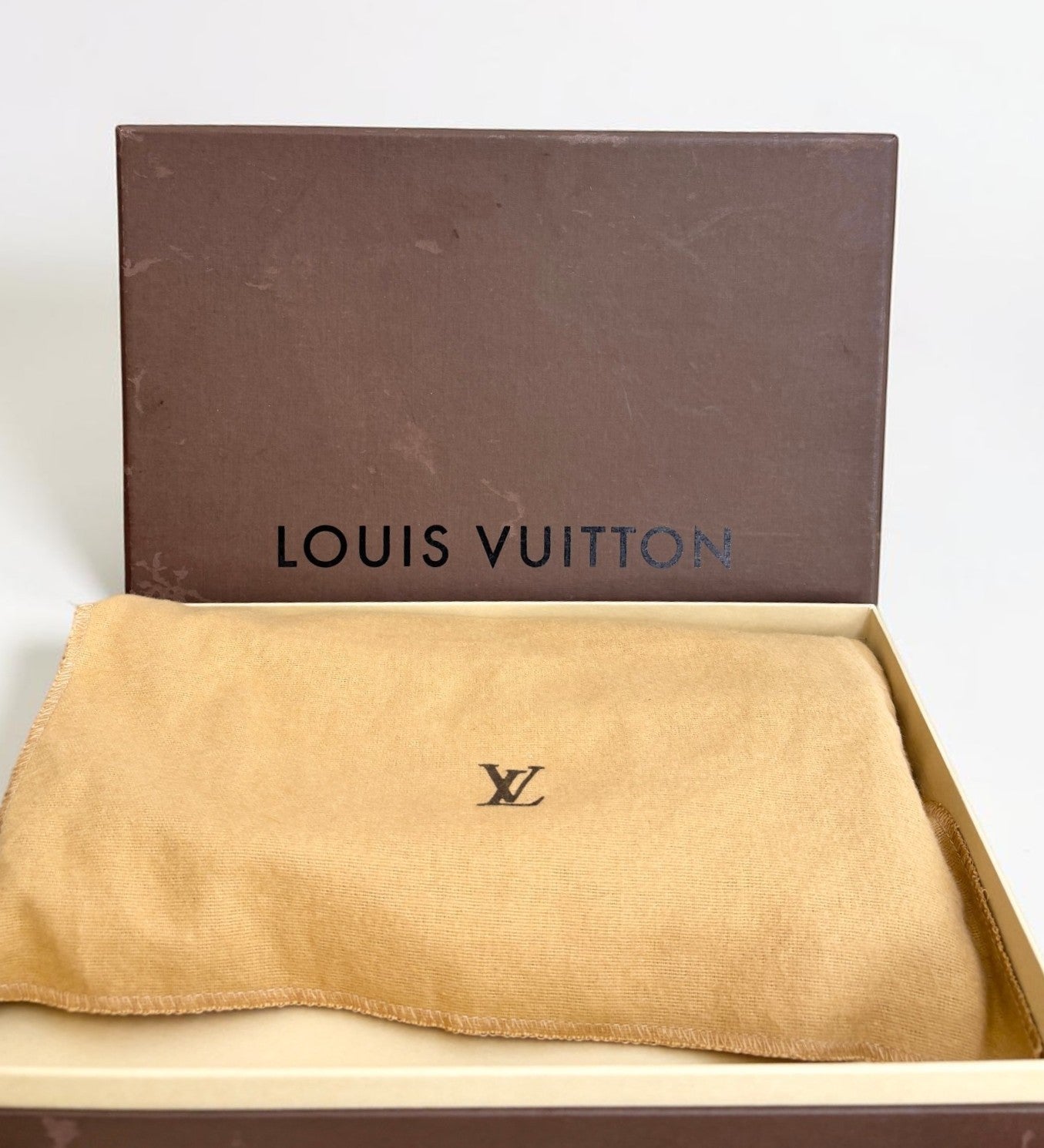 Louis Vuitton Pochette Accessoires — Red Epi Leather