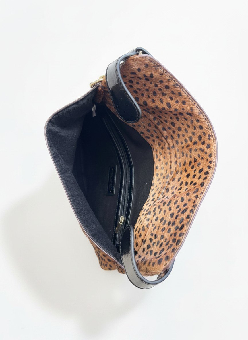 Estilo Emporio Leather Leopard and Black Clutch