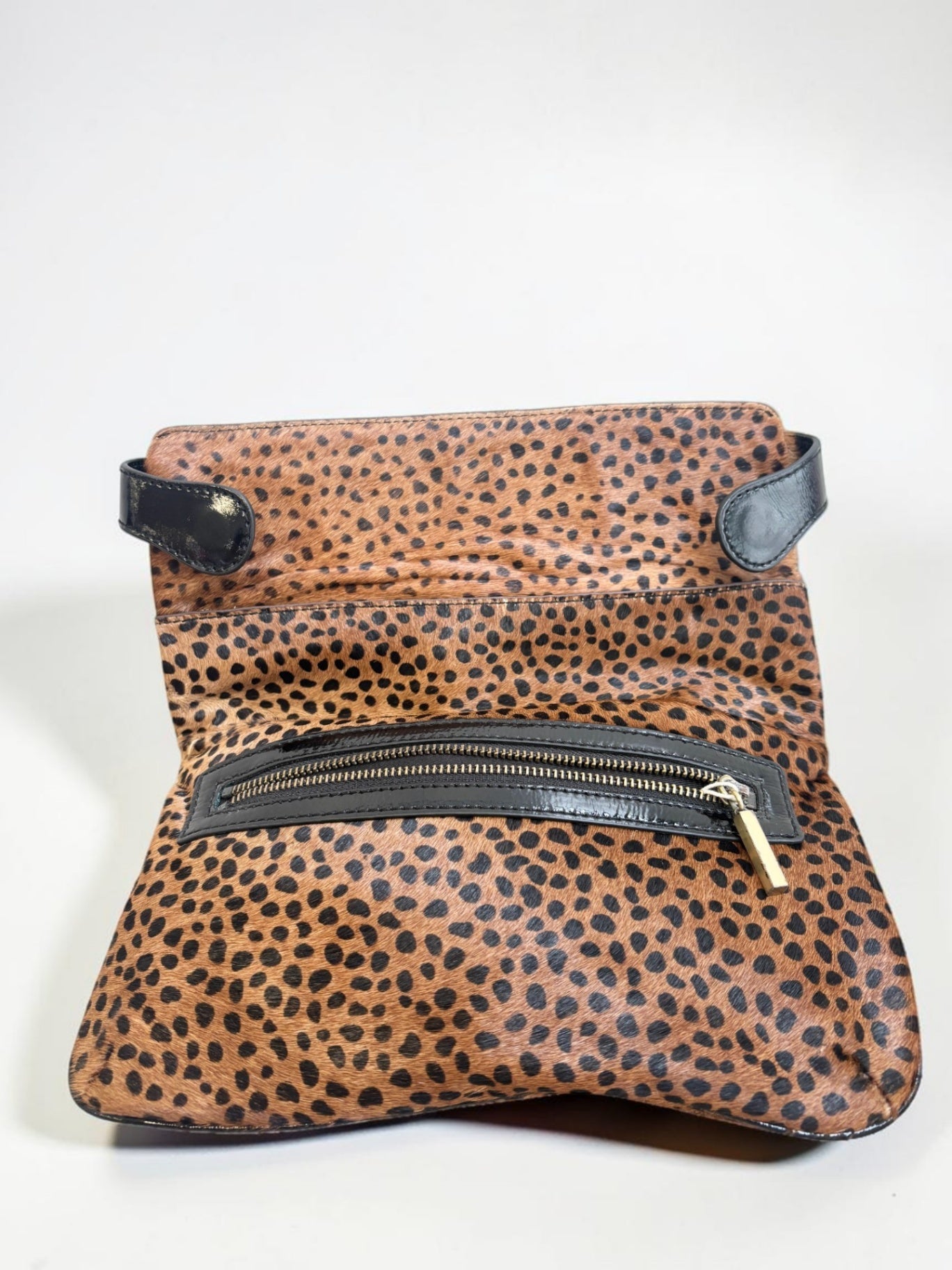 Estilo Emporio Leather Leopard and Black Clutch