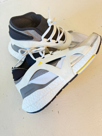 Adidas x Stella McCartney Ultraboost Silver-Toe Sneakers – Women’s US 7, Like New