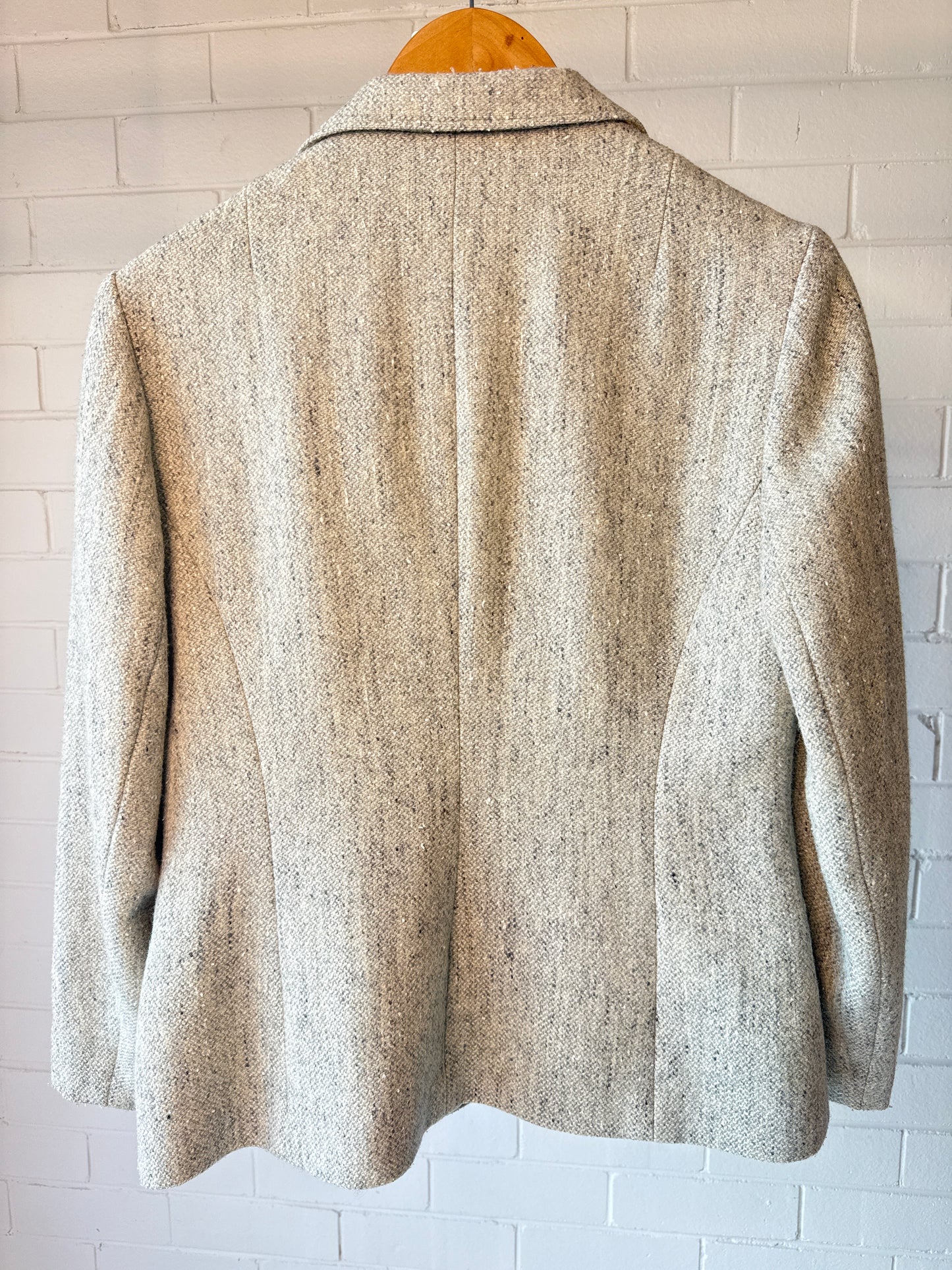 Cappe Fashion Sydney Vintage Wool Blazer in Light Grey- Size 14