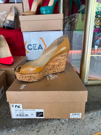 Christian Louboutin Une Plume Cork Wedge Pumps Nude Patent Leather – EU 37 – Platform Designer Heels Red 