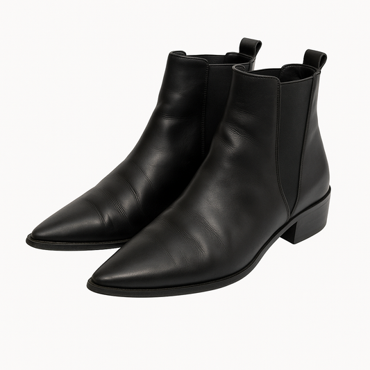 Acne Studios Black Leather Chelsea Boots – Pointed Toe Ankle Boots- Size 40