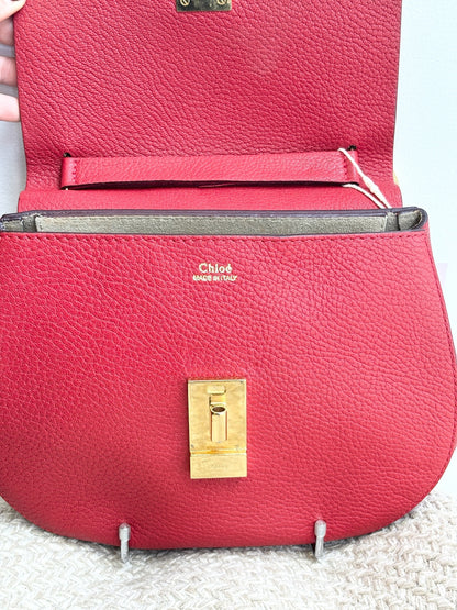 Chloe Drew Leather Shoulder Bag In Red