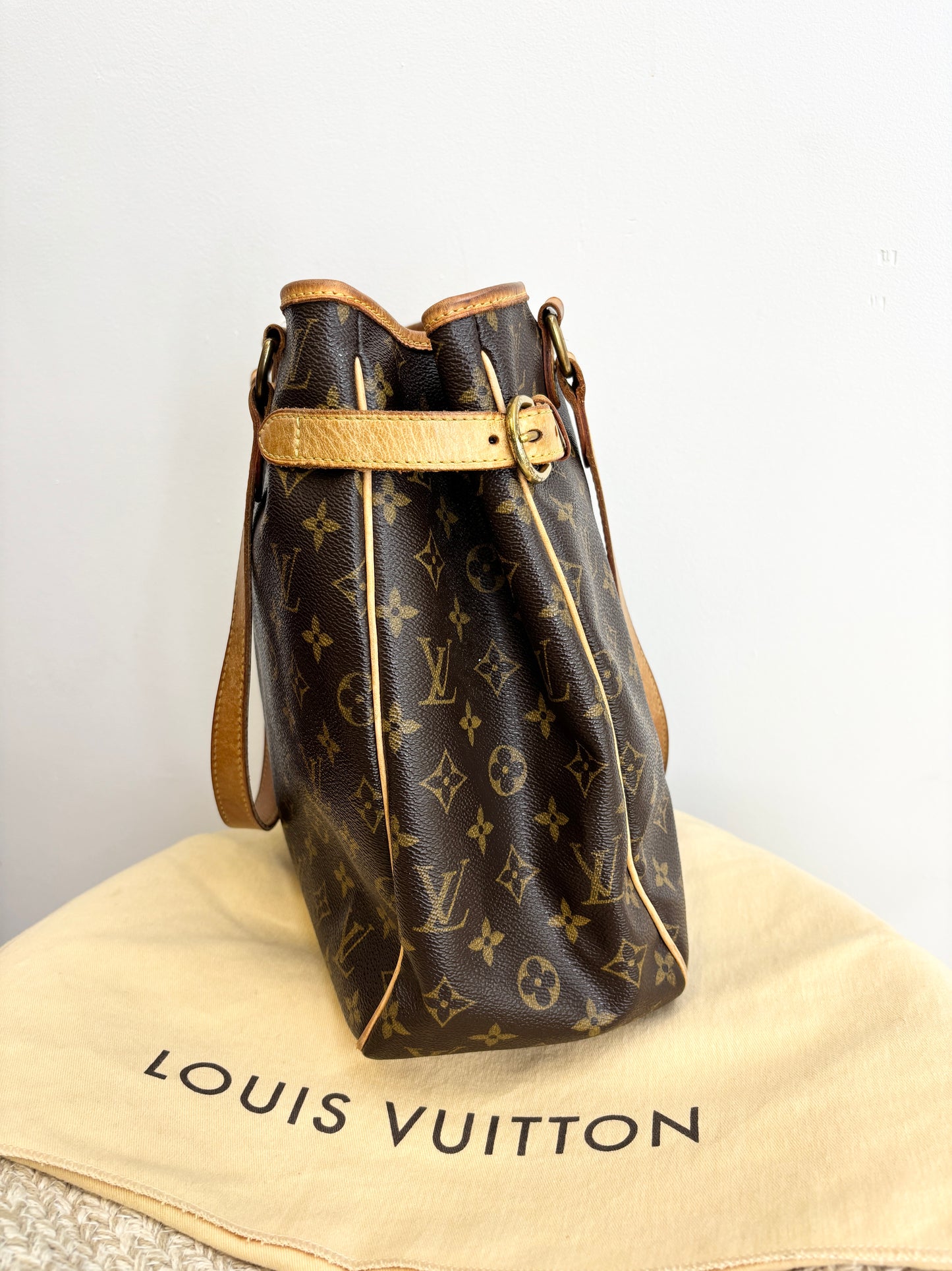 Louis Vuitton Batignolle Vertical Monogram