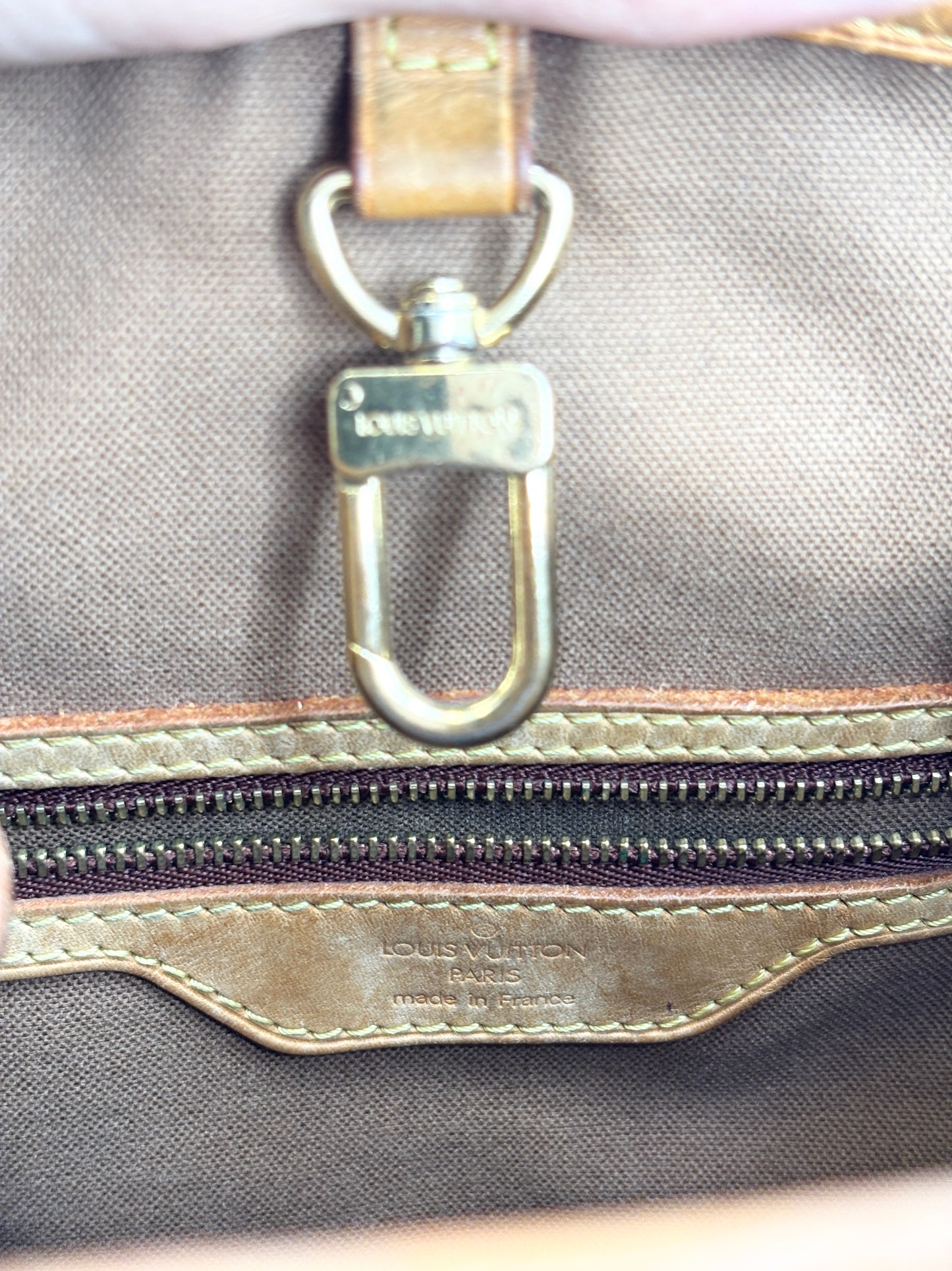 Louis Vuitton Batignolle Vertical Monogram