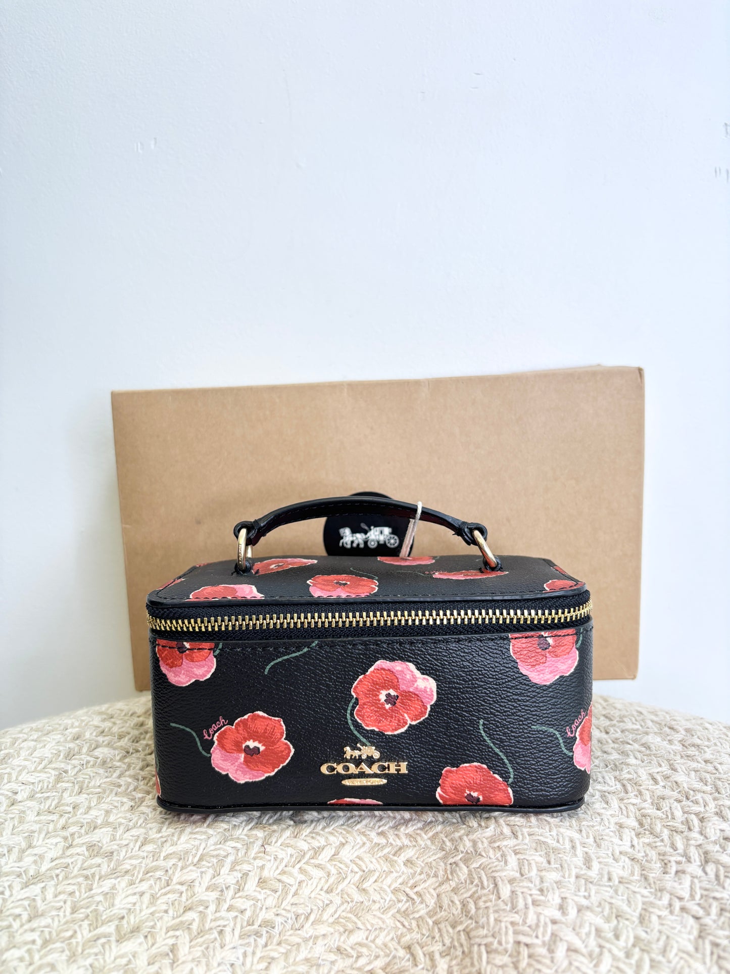 Coach Jewellery Case with Poppy Print Black Large Travel Zip Gold CDC13