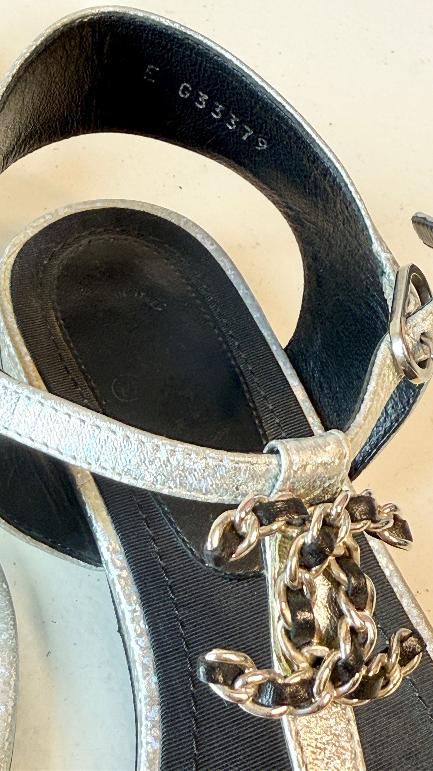 Chanel CC Chain Glitter Leather Thong Sandals – Silver & Black- Size 37C