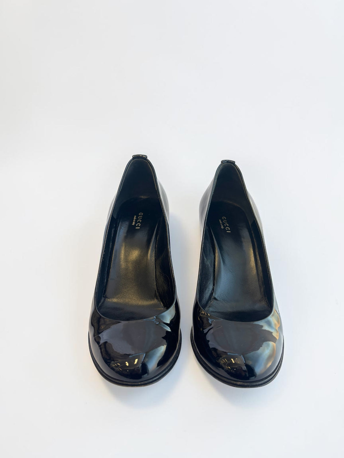 Gucci Black Patent Leather Classic Pumps - 42