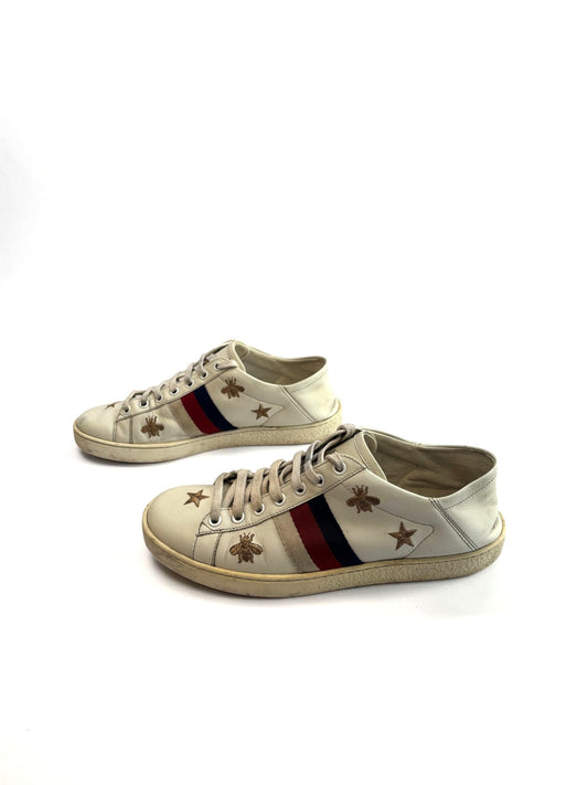 Gucci Ace Bee Star embroidered leather sneakers in white, front pair view — size 37.5