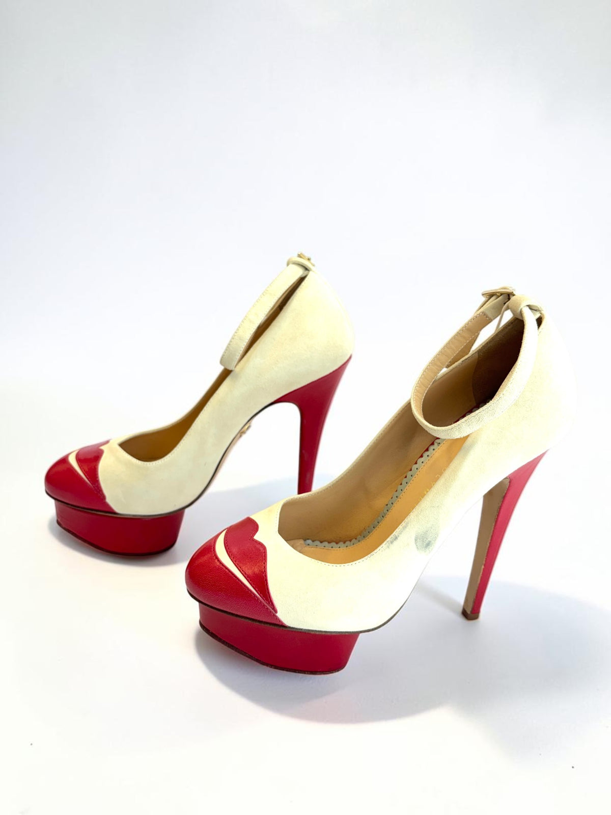 Charlotte Olympia Kiss Me Dolores! Ivory Red Pumps - 38