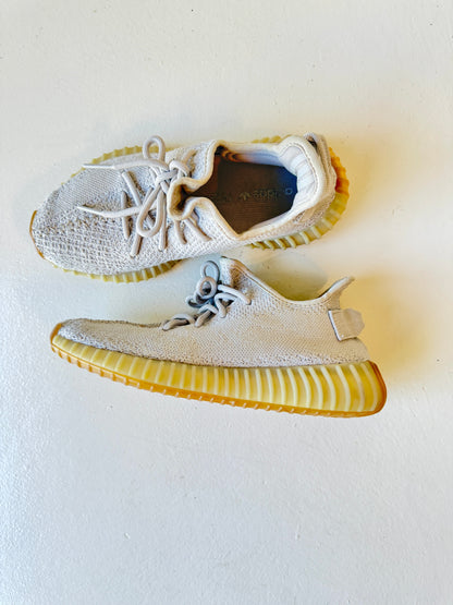 Adidas x Yeezy Boost 350 V2 in Sesame
