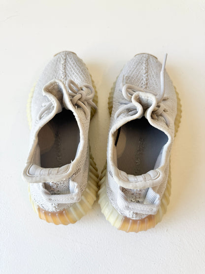 Adidas x Yeezy Boost 350 V2 in Sesame