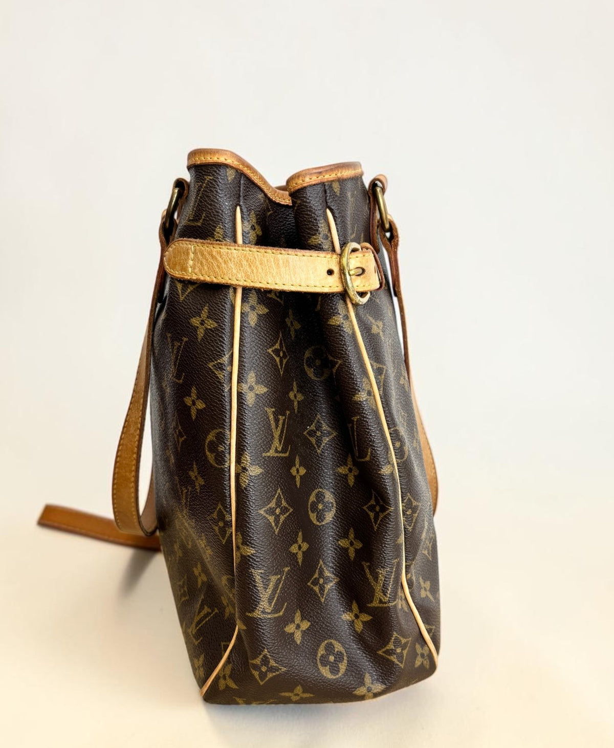 Louis Vuitton Batignolles Vertical Monogram With Dust Bag